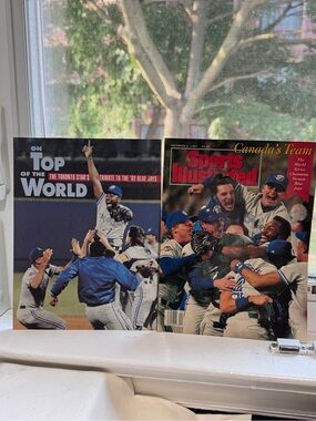 🏆 Toronto Blue Jays 1992 World Series Champions Vintage Memorabilia Bundle✨